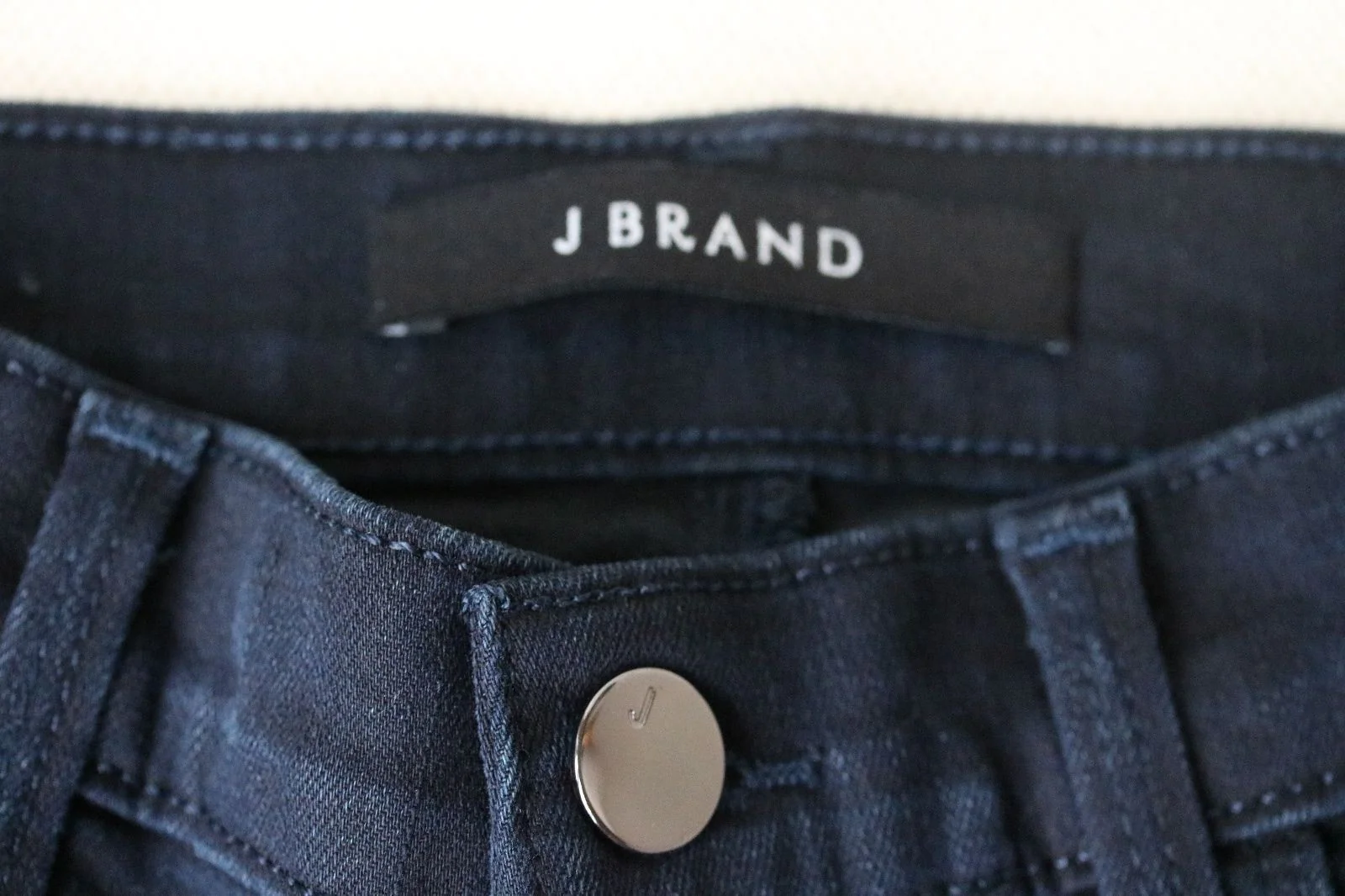 J BRAND MARIA SKINNY HIGH-RISE JEANS IN SANCTITY W26 UK 8 - Image 5
