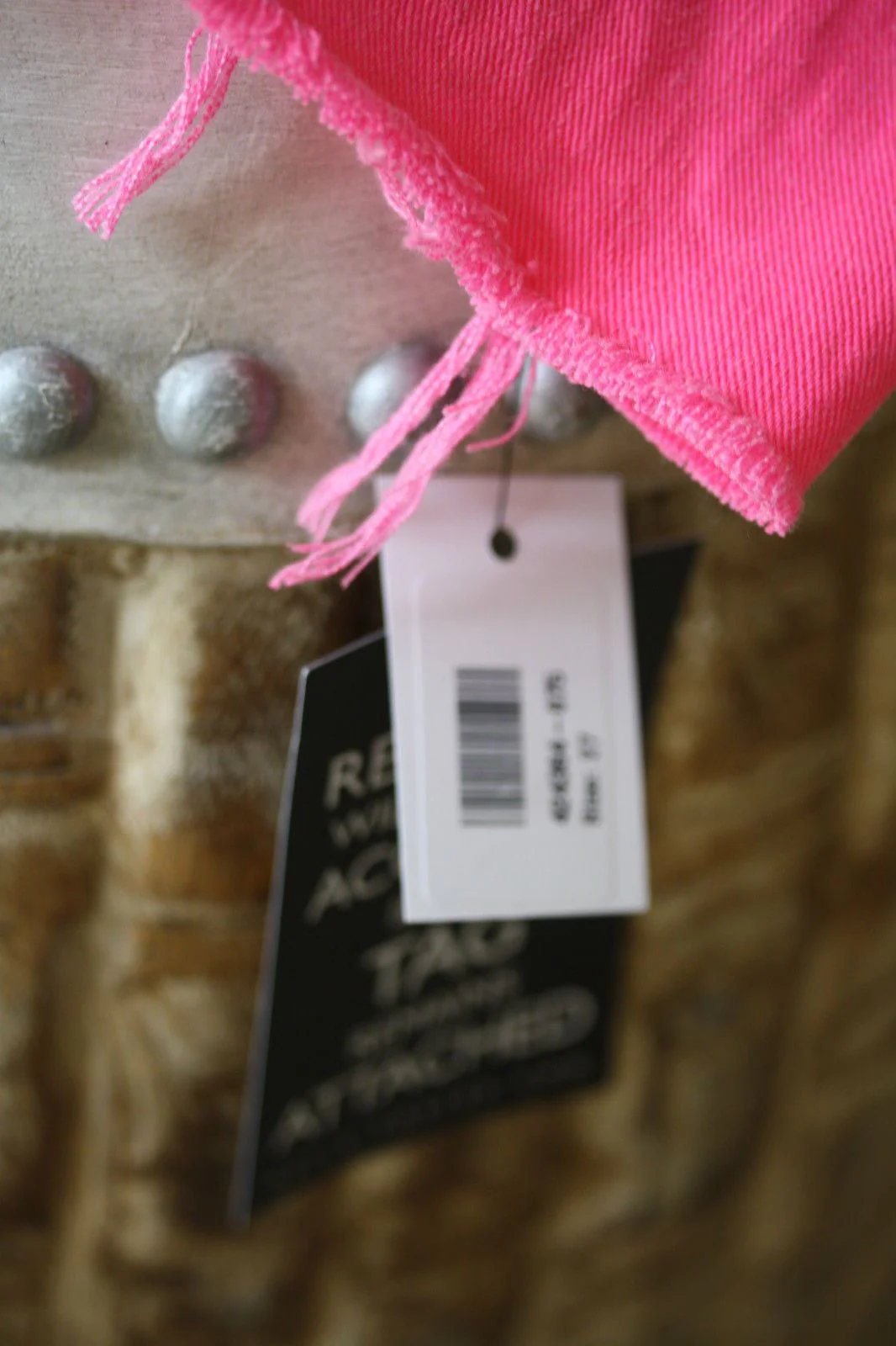 J BRAND SIGNAL PINK DENIM BOYFRIEND SHORTS W27 UK 8/10 - Image 4