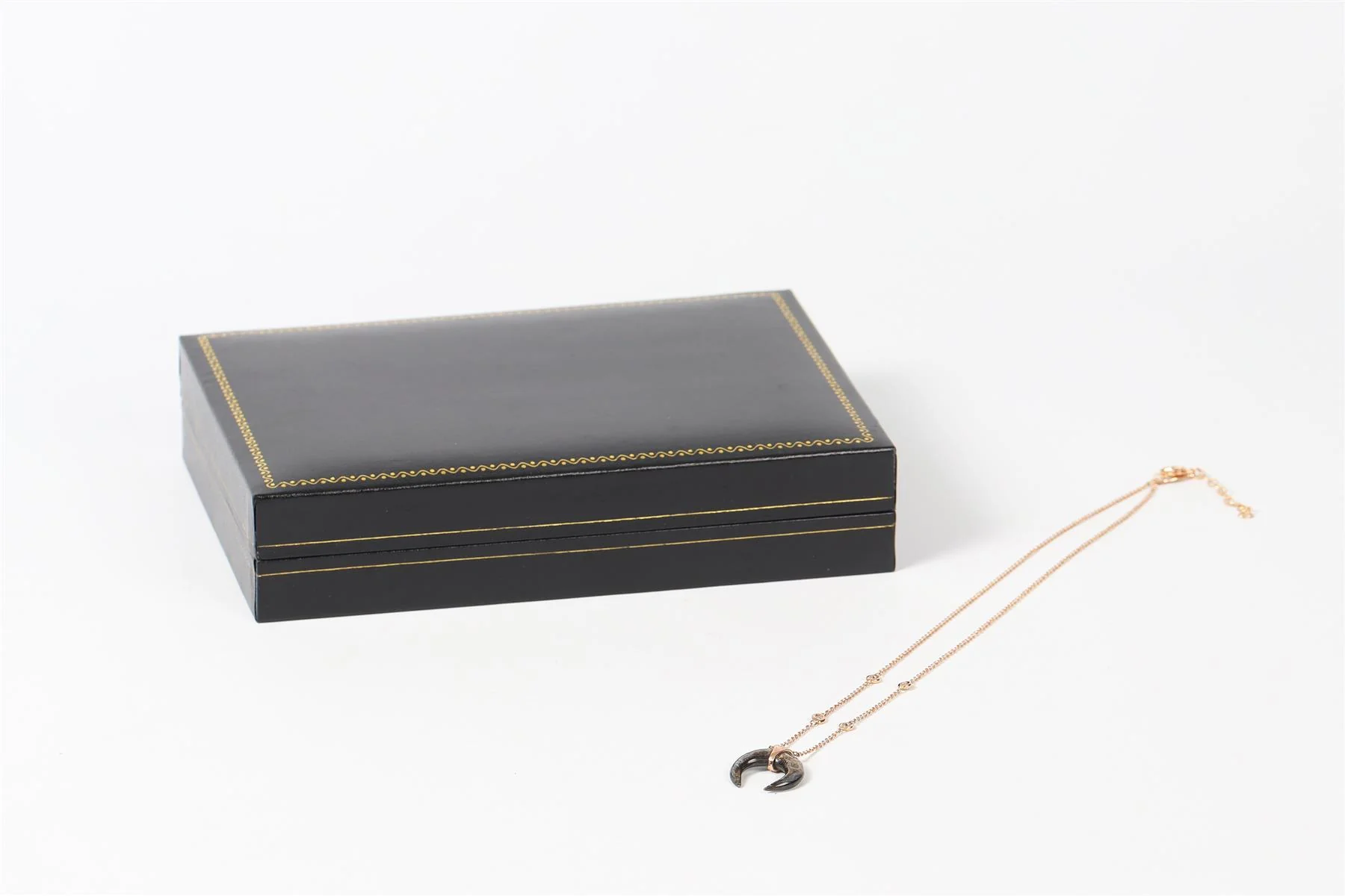 JACQUIE AICHE DOUBLE HORN 14K ROSE GOLD, ABALONE AND PAVE DIAMOND NECKLACE - Image 8