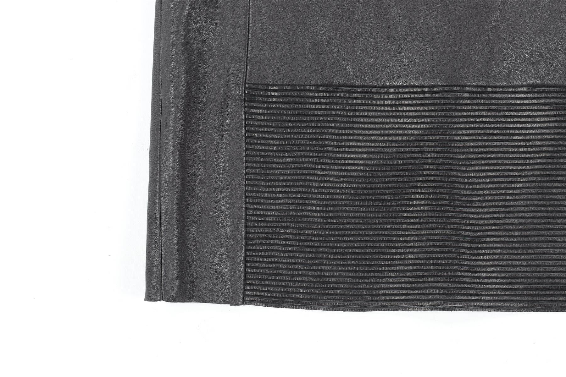 JITROIS BLACK LEATHER MINI SKIRT FR 34 UK 6 - Image 3