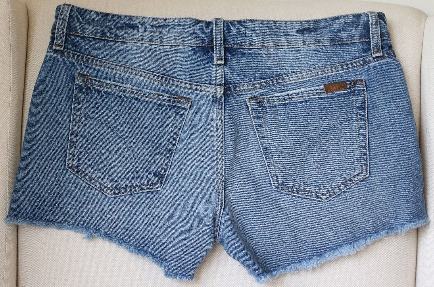 JOE'S YOSELYN HIGH LOW DENIM SHORTS W29 UK 10/12 - Image 3