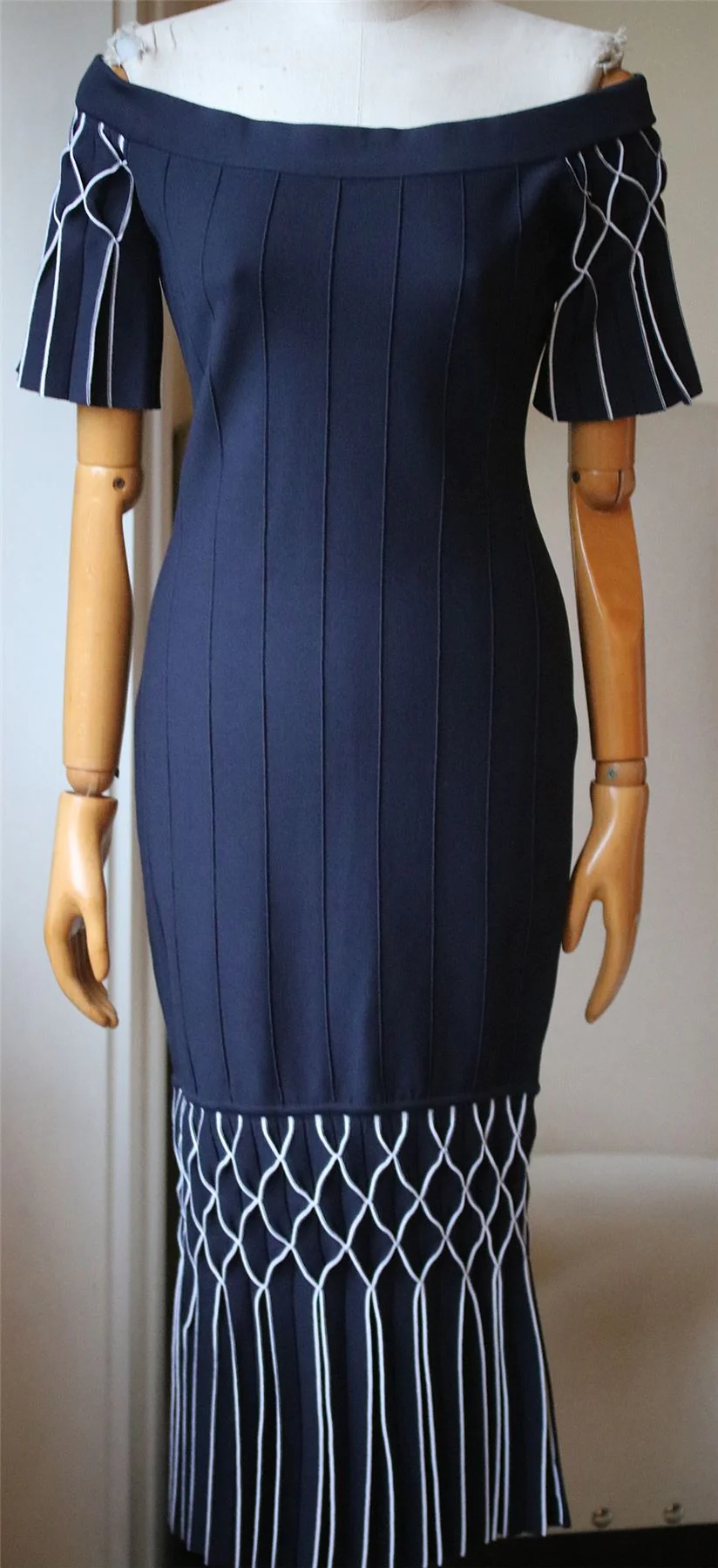 JONATHAN SIMKHAI OFF-THE-SHOULDER PLEATED STRETCH-KNIT MIDI DRESS MEDIUM - Image 2