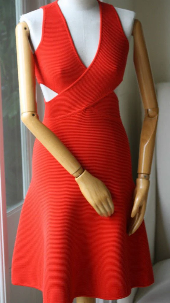JONATHAN SIMKHAI RED CUT OUT RIBBED DRESS SMALL - Image 2