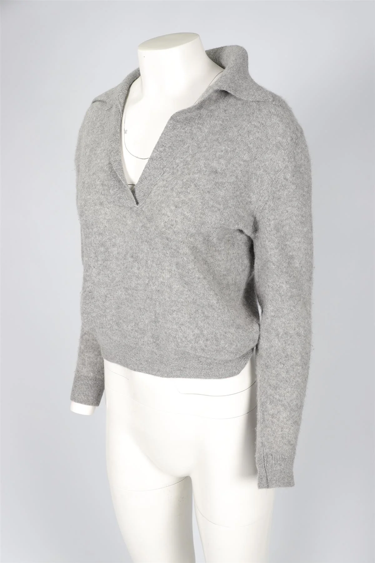 KHAITE GREY CASHMERE SWEATER SMALL - Image 3