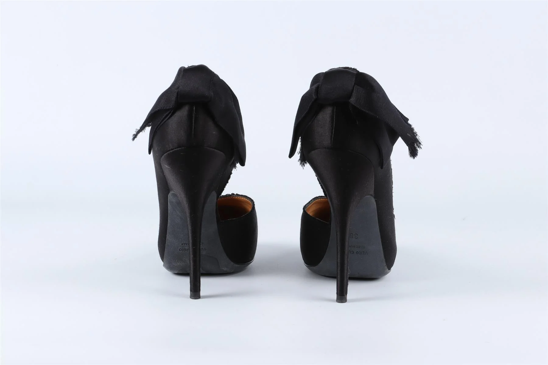 LANVIN BLACK SATIN PUMPS EU 38 UK 5 US 8 - Image 5