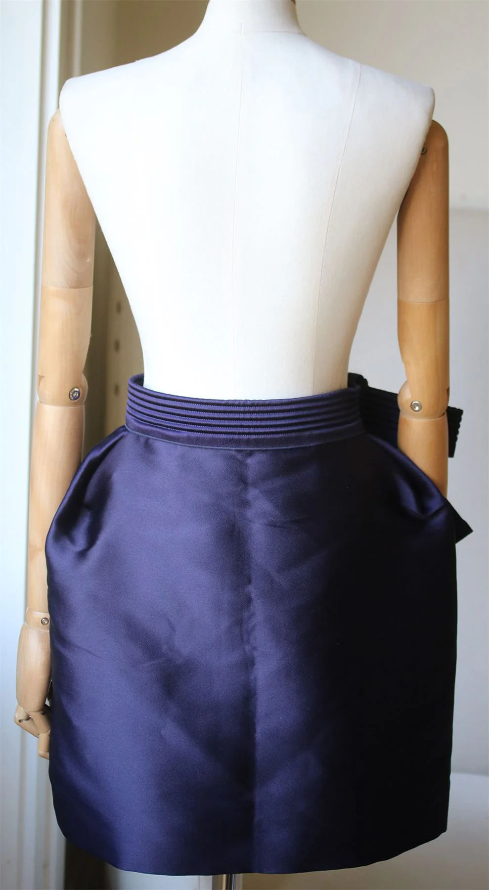 LANVIN BOW DETAIL SILK SKIRT FR 36 UK 8 - Image 4
