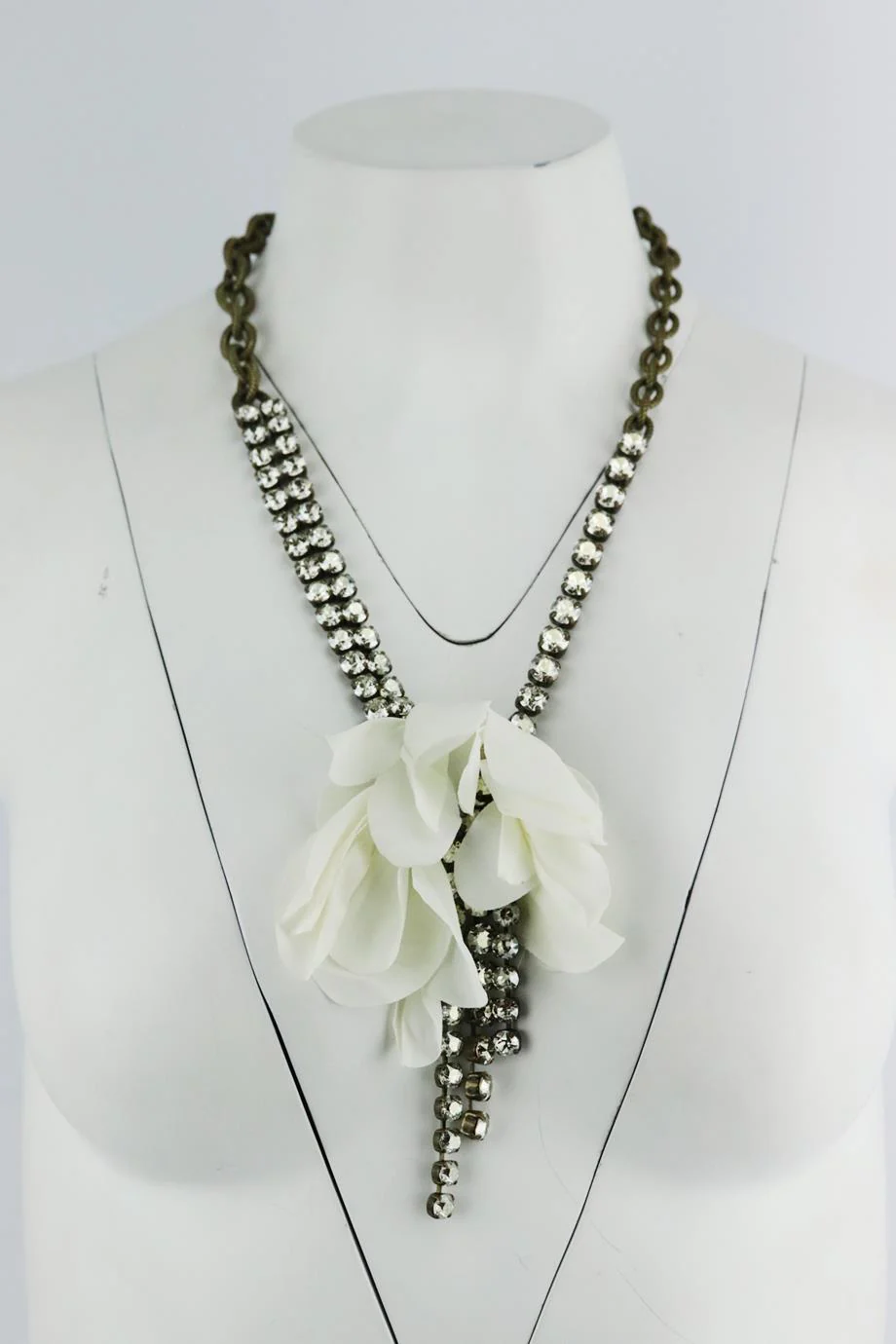 LANVIN SILK FLOWER AND CRYSTAL EMBELLISHED CHAIN NECKLACE - Image 2
