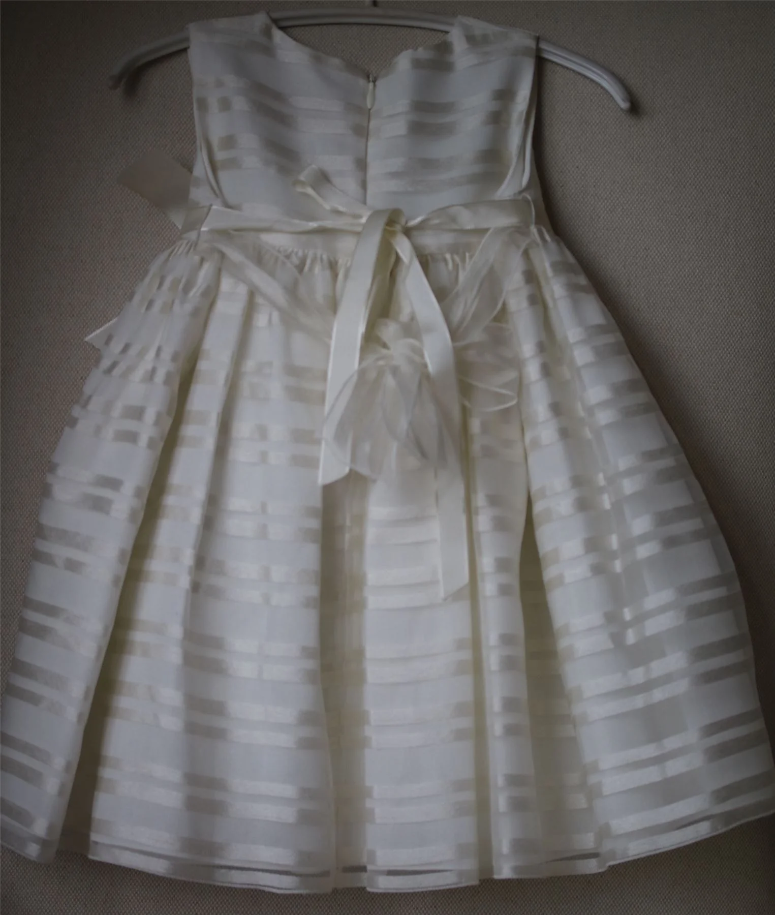 LESY CEREMONY GIRLS IVORY FLOWERS DRESS 2 YEARS - Image 3