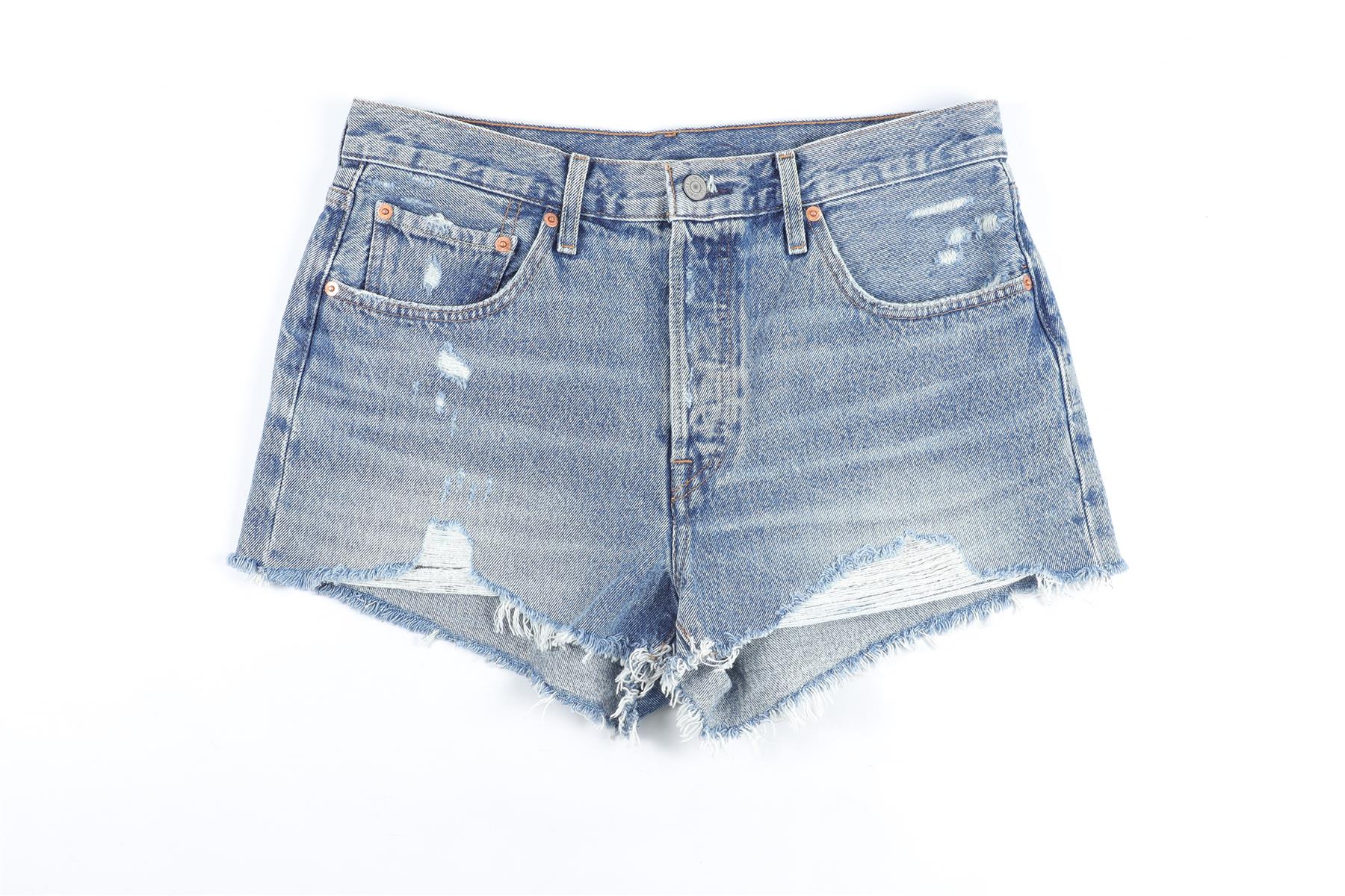 LEVI'S BLUE HIGH RISE DENIM SHORTS W30 UK 12 - Image 2