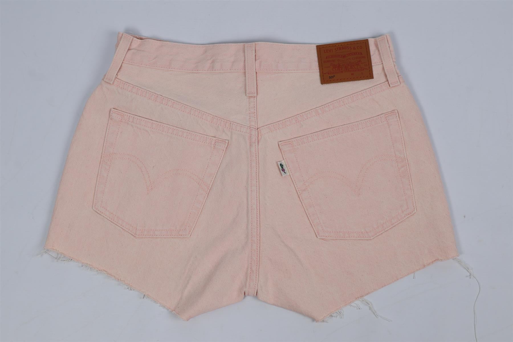 LEVI'S HIGH RISE DENIM SHORTS W28 UK 10 - Image 4