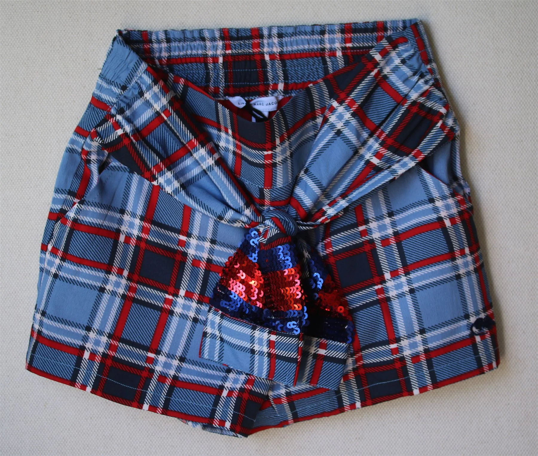 LITTLE MARC JACOBS GIRLS BLUE CHECK SHORTS WITH SEQUIN TIE UP 6 YEARS - Image 2