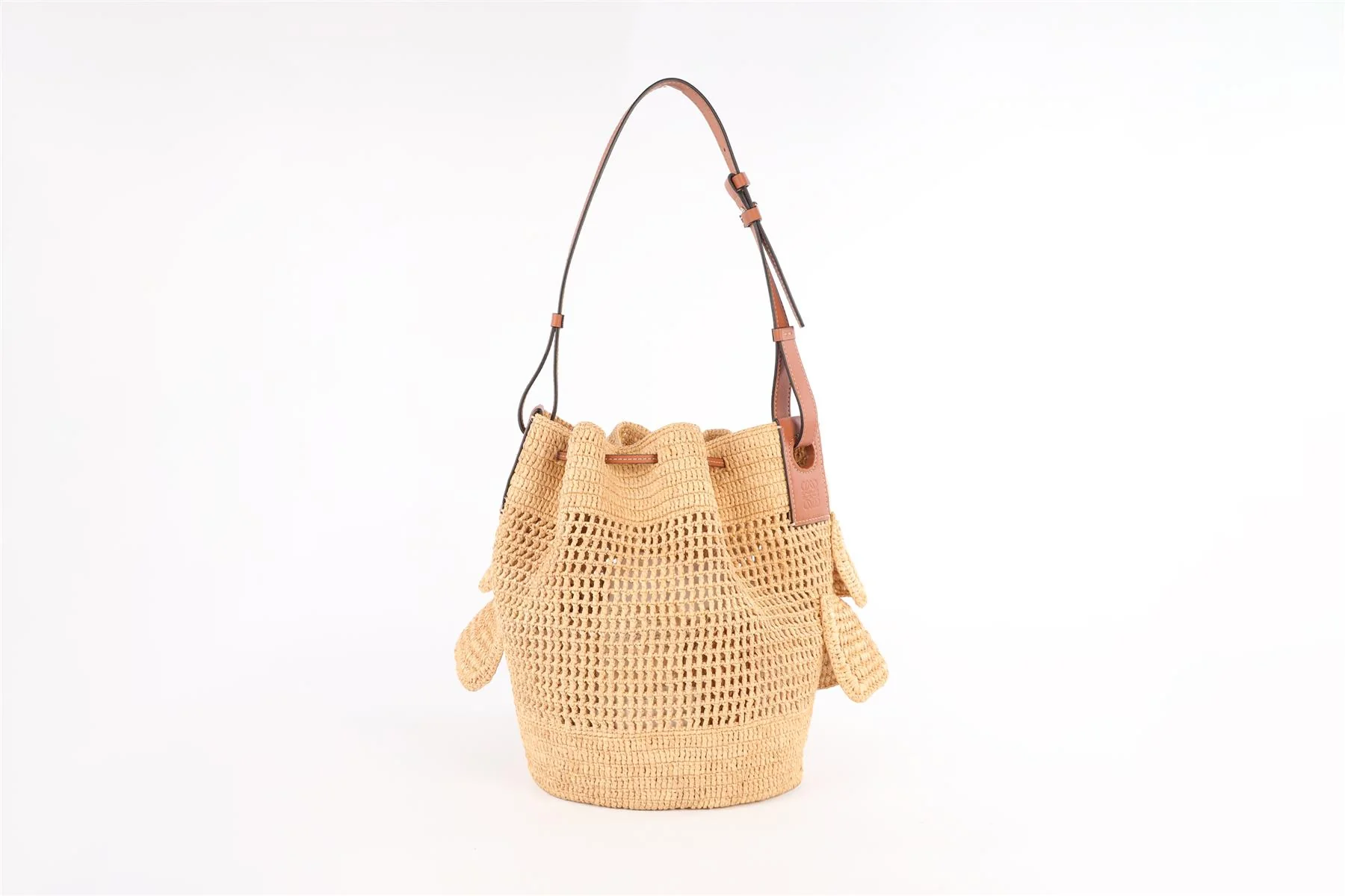LOEWE X PAULA'S IBIZA BEIGE BALLOON RAFFIA SHOULDER BAG - Image 6