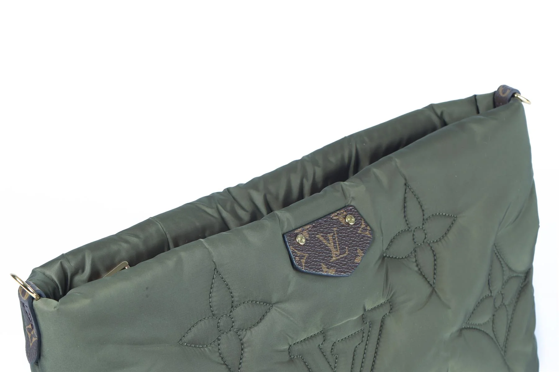 LOUIS VUITTON GREEN 2021 MAXI MULTI POCHETTE MONOGRAM NYLON SHOULDER BAG - Image 10
