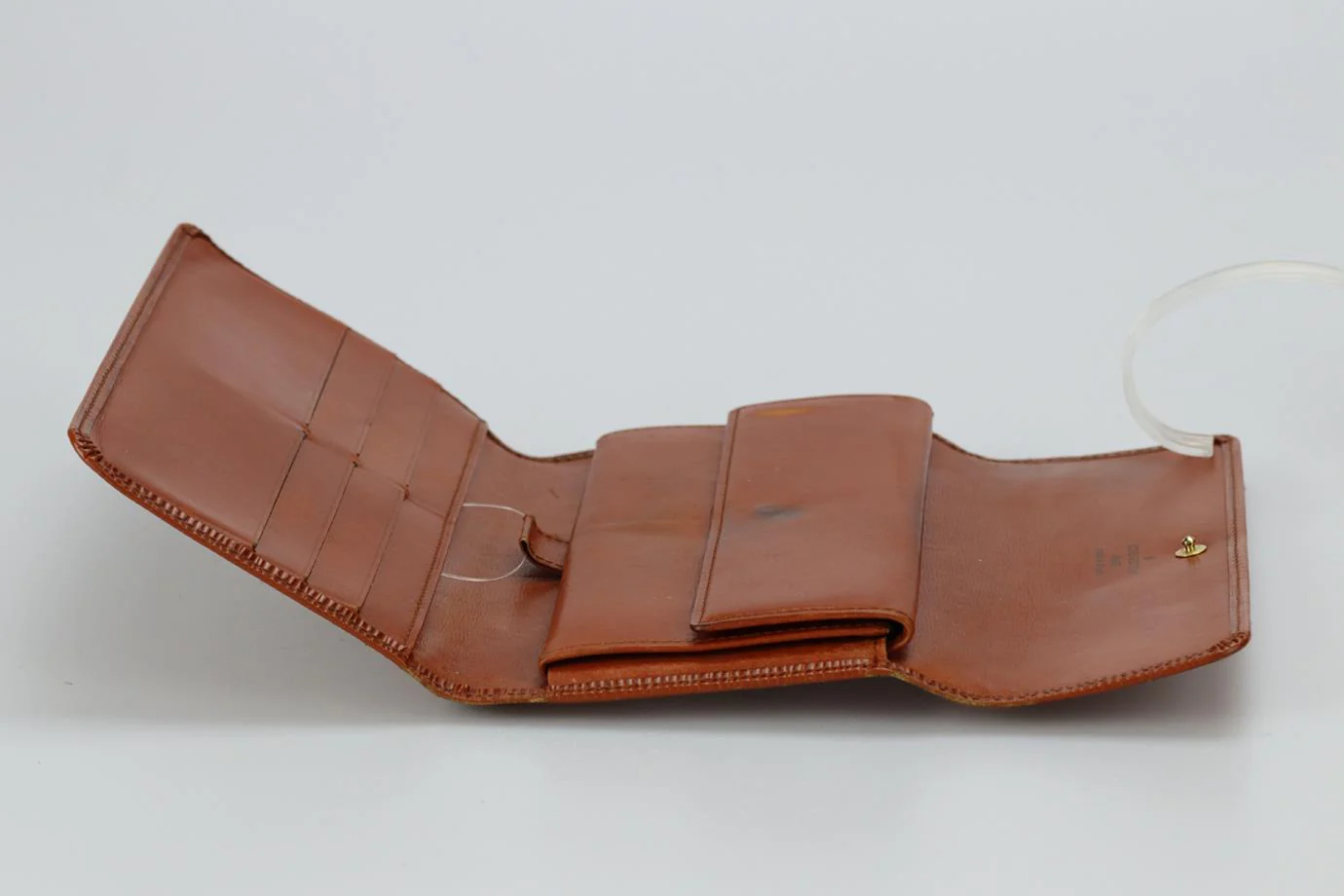 LOUIS VUITTON LOUISE EPI LEATHER WALLET - Image 5