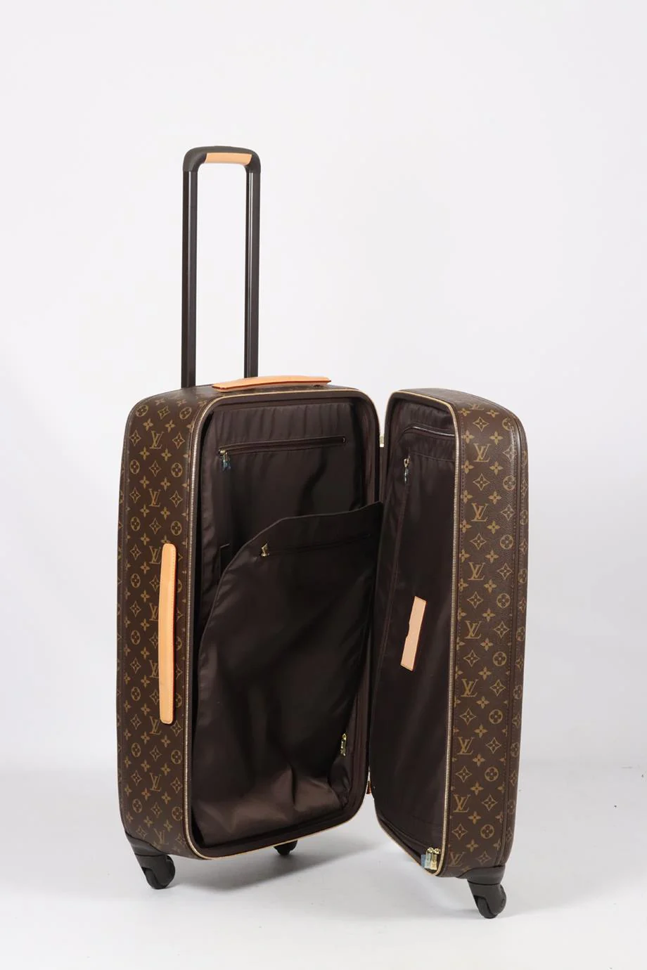 LOUIS VUITTON ZEPHYR 70 MONOGRAM COATED CANVAS AND LEATHER SUITCASE - Image 6
