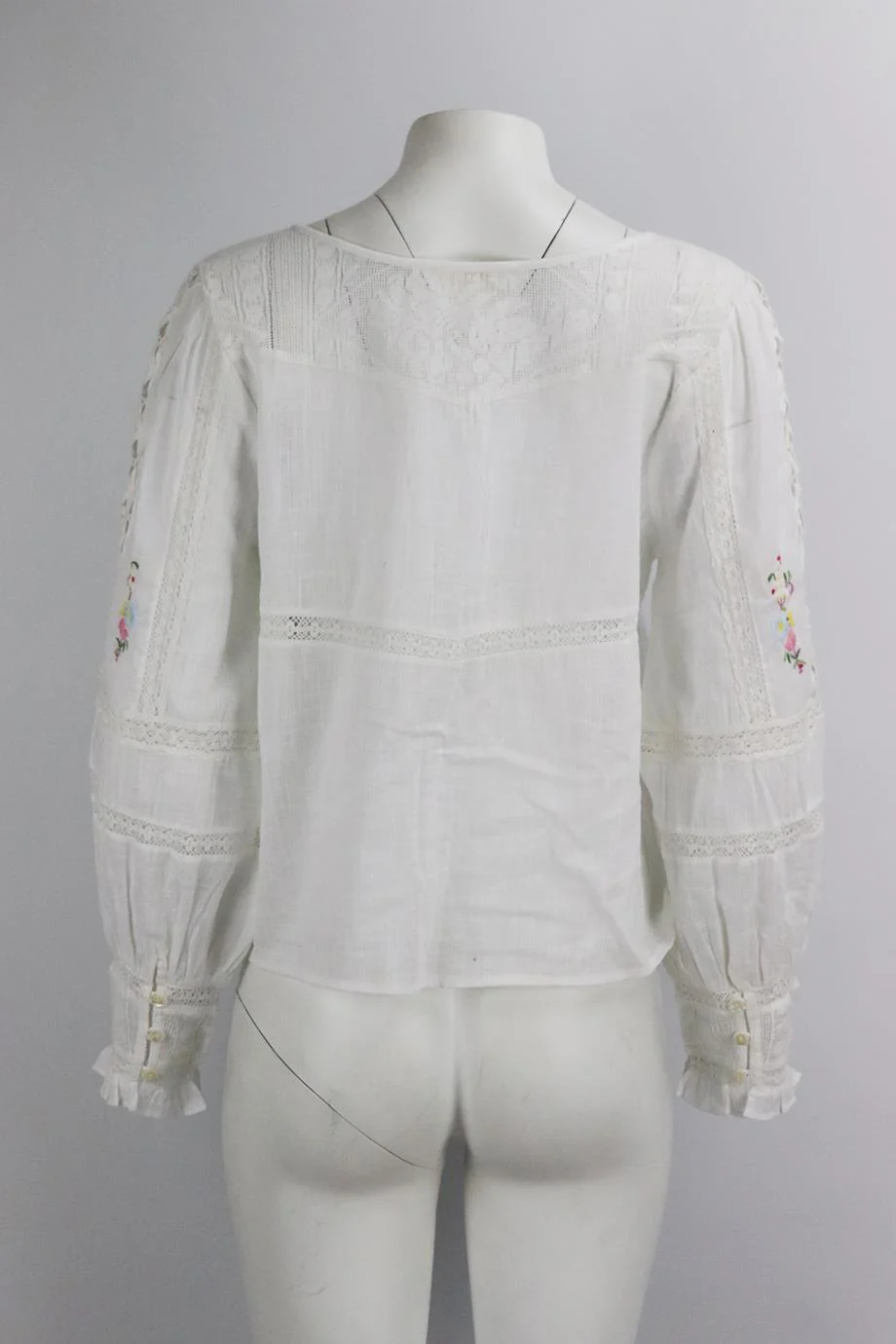 LOVESHACKFANCY CROCHET TRIMMED EMBROIDERED COTTON TOP MEDIUM - Image 4