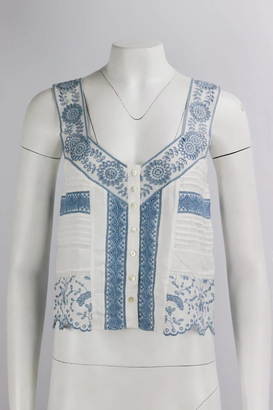 LOVESHACKFANCY CROPPED BRODERIE ANGLAISE COTTON TOP SMALL - Image 2