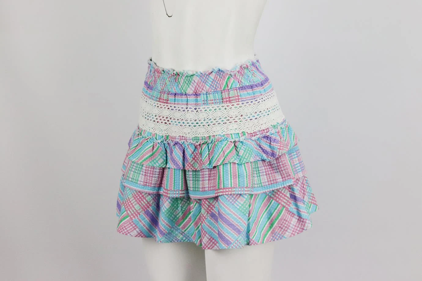 LOVESHACKFANCY TIERED CHECKED COTTON MINI SKIRT SMALL - Image 3