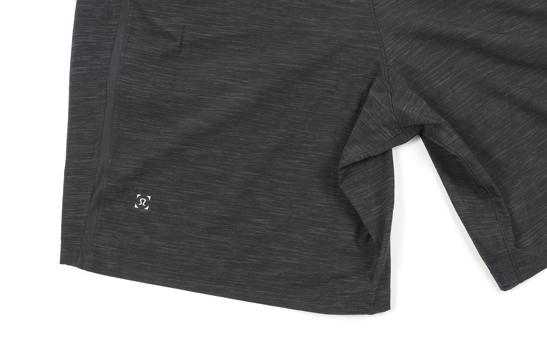 LULULEMON BLACK MEN'S BLACK SHORTS LARGE - Image 3