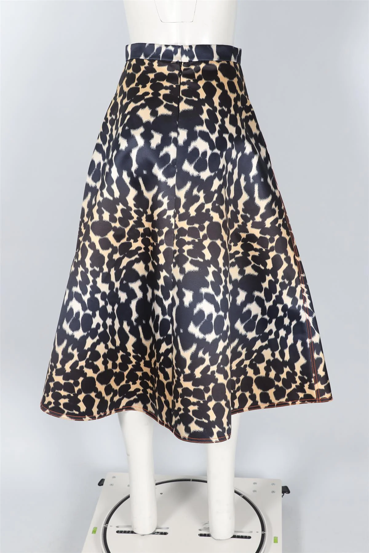 MAISON RABIH KAYROUZ BLACK SATIN MAXI SKIRT FR 36 UK 8 - Image 4