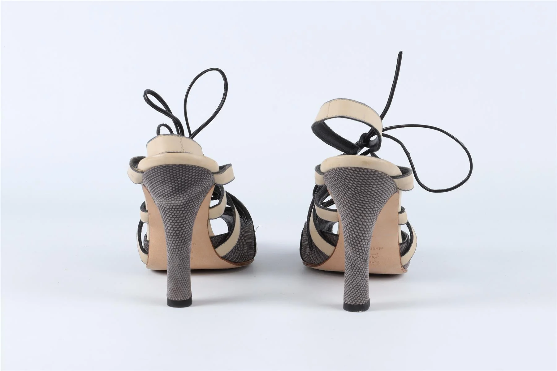 MANOLO BLAHNIK GREY LEATHER SANDALS EU 38 UK 5 US 8 - Image 5