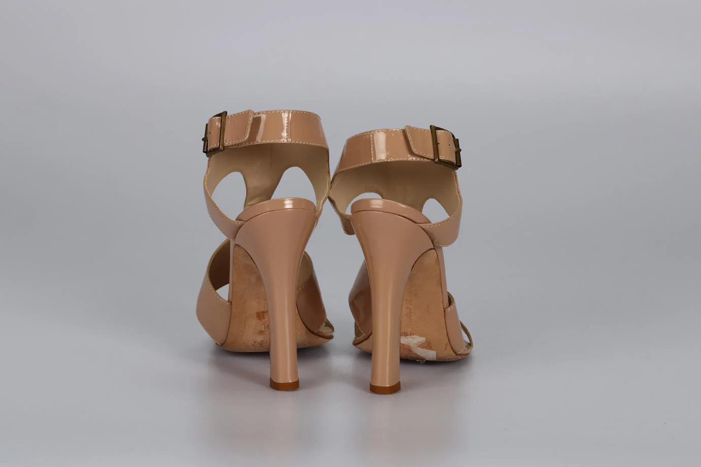 MANOLO BLAHNIK PATENT LEATHER SANDALS EU 38 UK 5 US 8 - Image 4