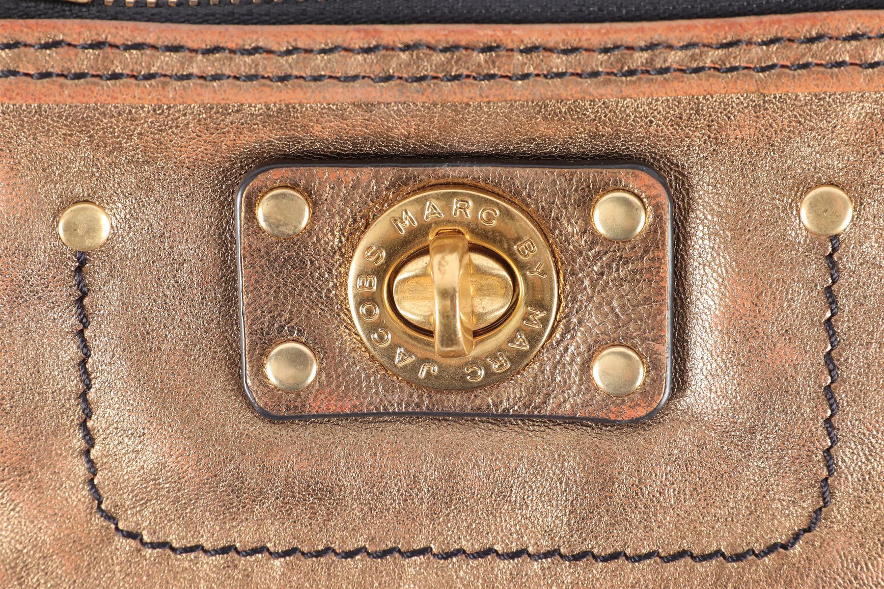 MARC BY MARC JACOBS BRONZE LEATHER COIN PURSE - Image 3