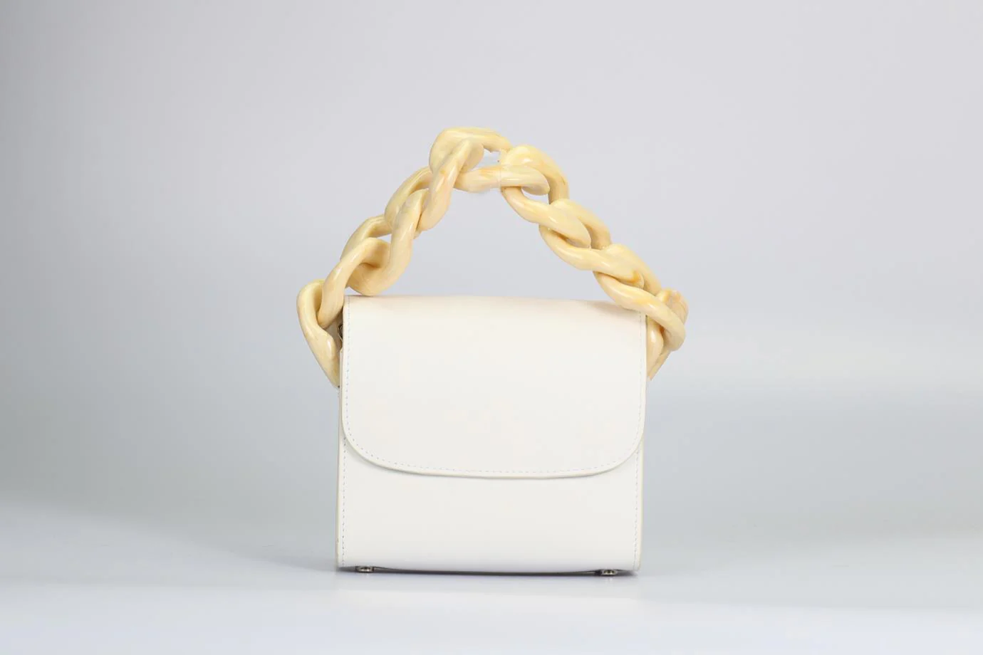 MARQUES ALMEDIA CHAIN DETAILED LEATHER TOTE BAG - Image 2