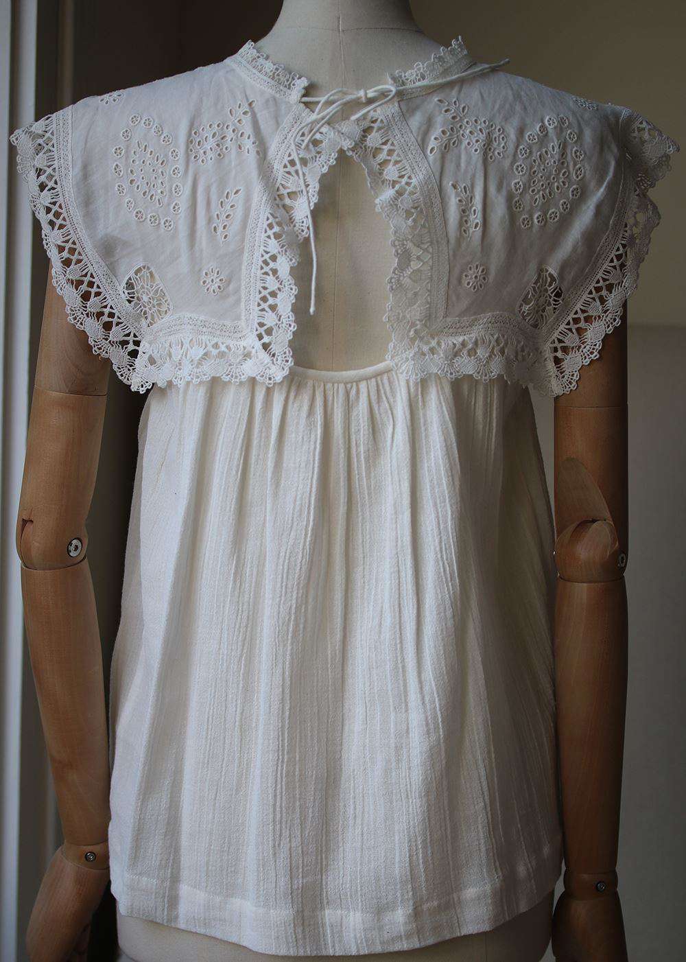 MASSCOB MARINA CROCHET EMBROIDERED TOP SMALL - Image 4