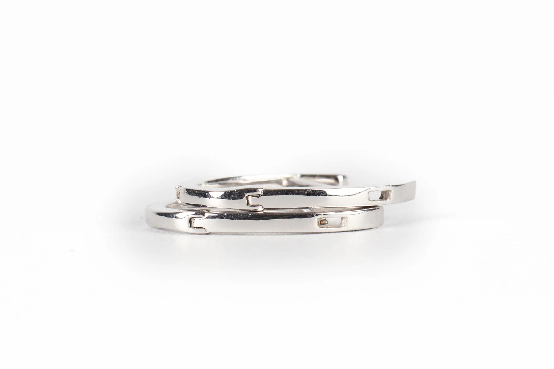 MATTIOLI PUZZLE 18KT WHITE GOLD AND DIAMONDS EARRINGS AND 11 COLOURED PAIRS SET - Image 10