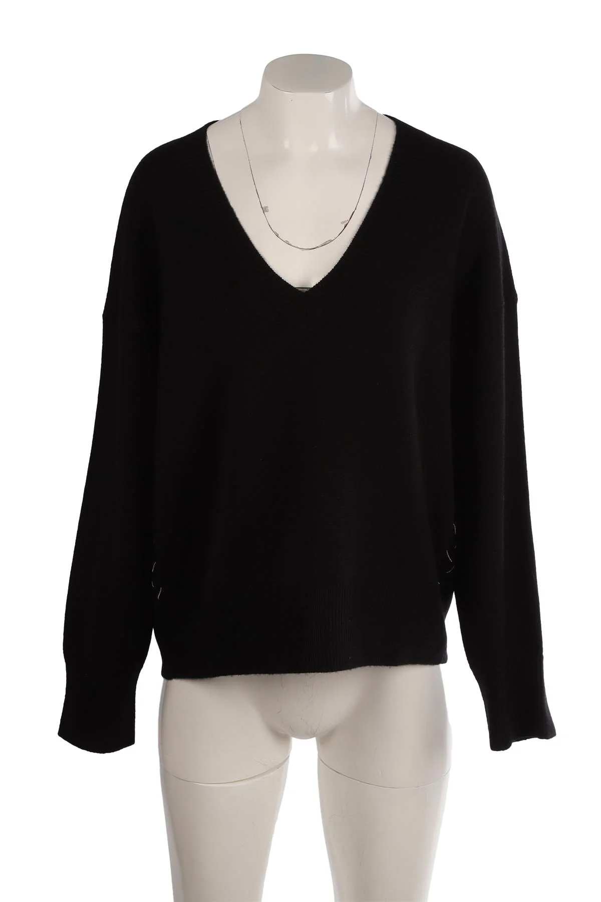 MAX & MOI BLACK WOOL SWEATER MEDIUM - Image 2