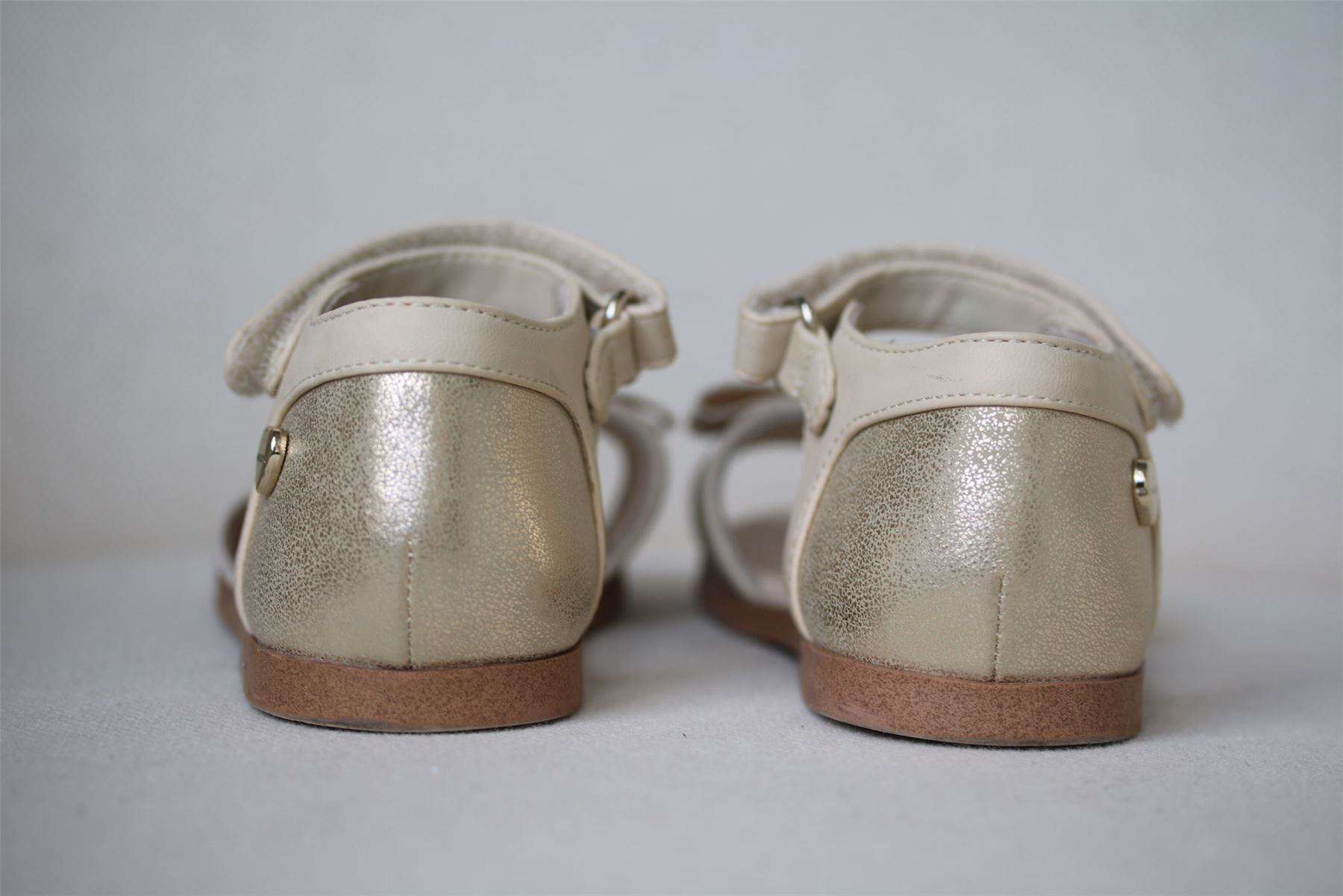 MAYORAL GIRLS GOLD BOW SANDALS EU 25 UK 7.5 - Image 4