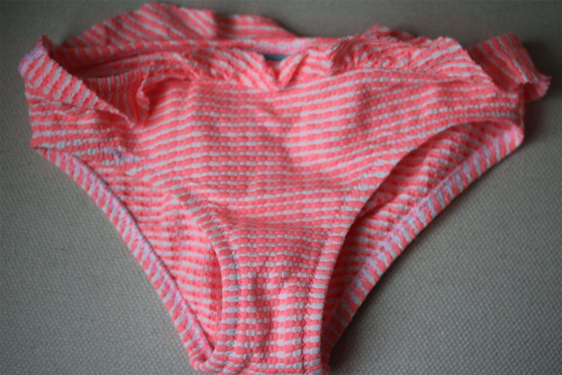 MELISSA ODABASH KIDS CORAL RUFFLE BIKINI 4 YEARS - Image 4