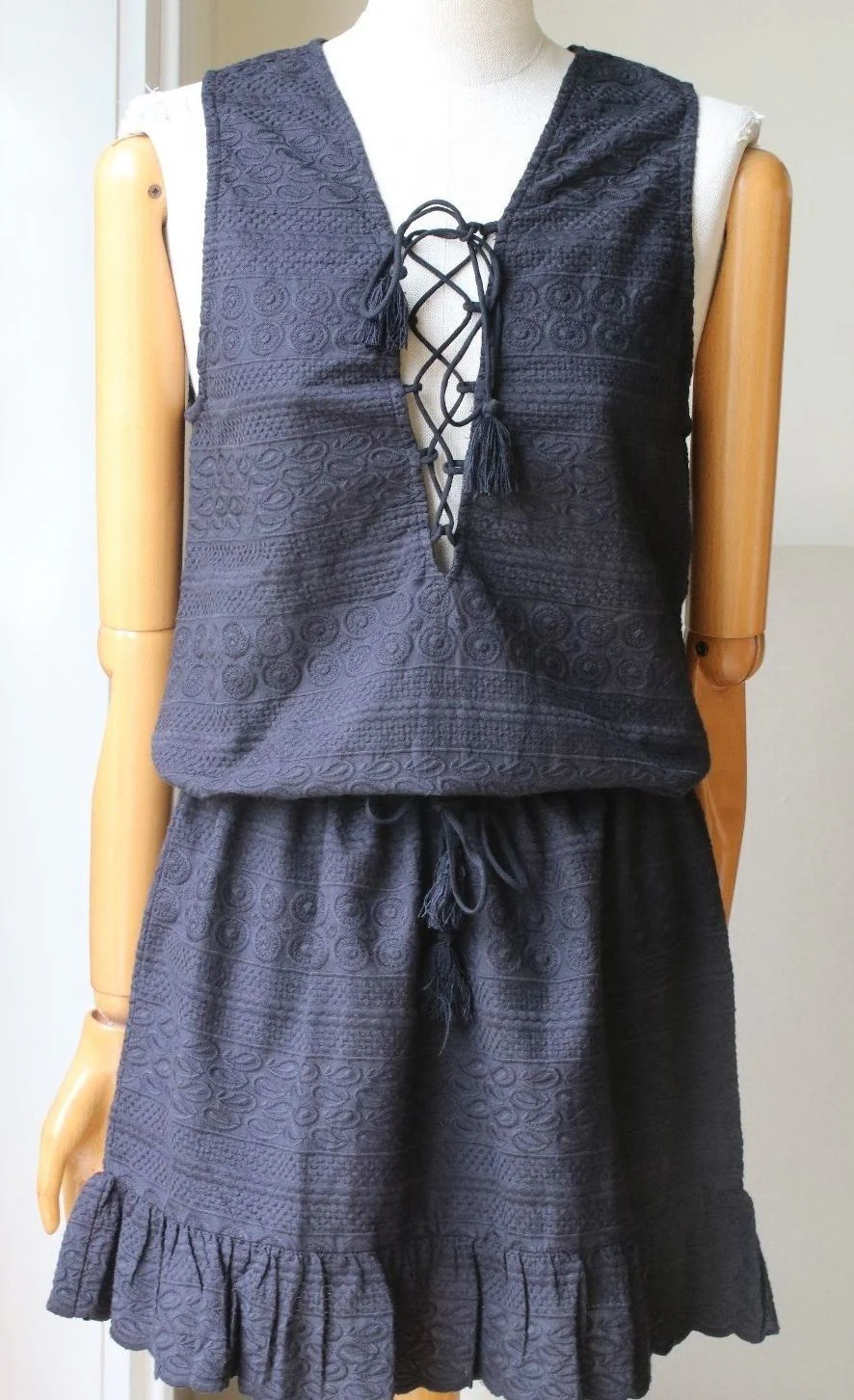MELISSA ODABASH LAYLA EMBROIDERED COTTON DRESS SMALL - Image 2