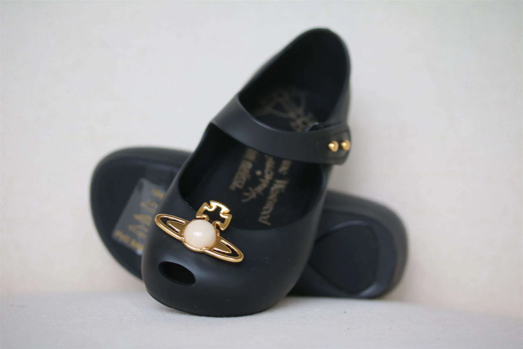 MINI MELISSA X VIVIENNE WESTWOOD GIRLS BLACK PEARL ORB JELLY SHOES EU 24 UK 7 - Image 2