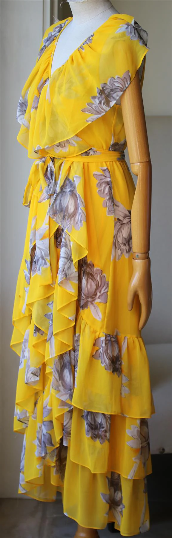 MISA ILUNE FLORAL PRINT WRAP MAXI DRESS LARGE - Image 3