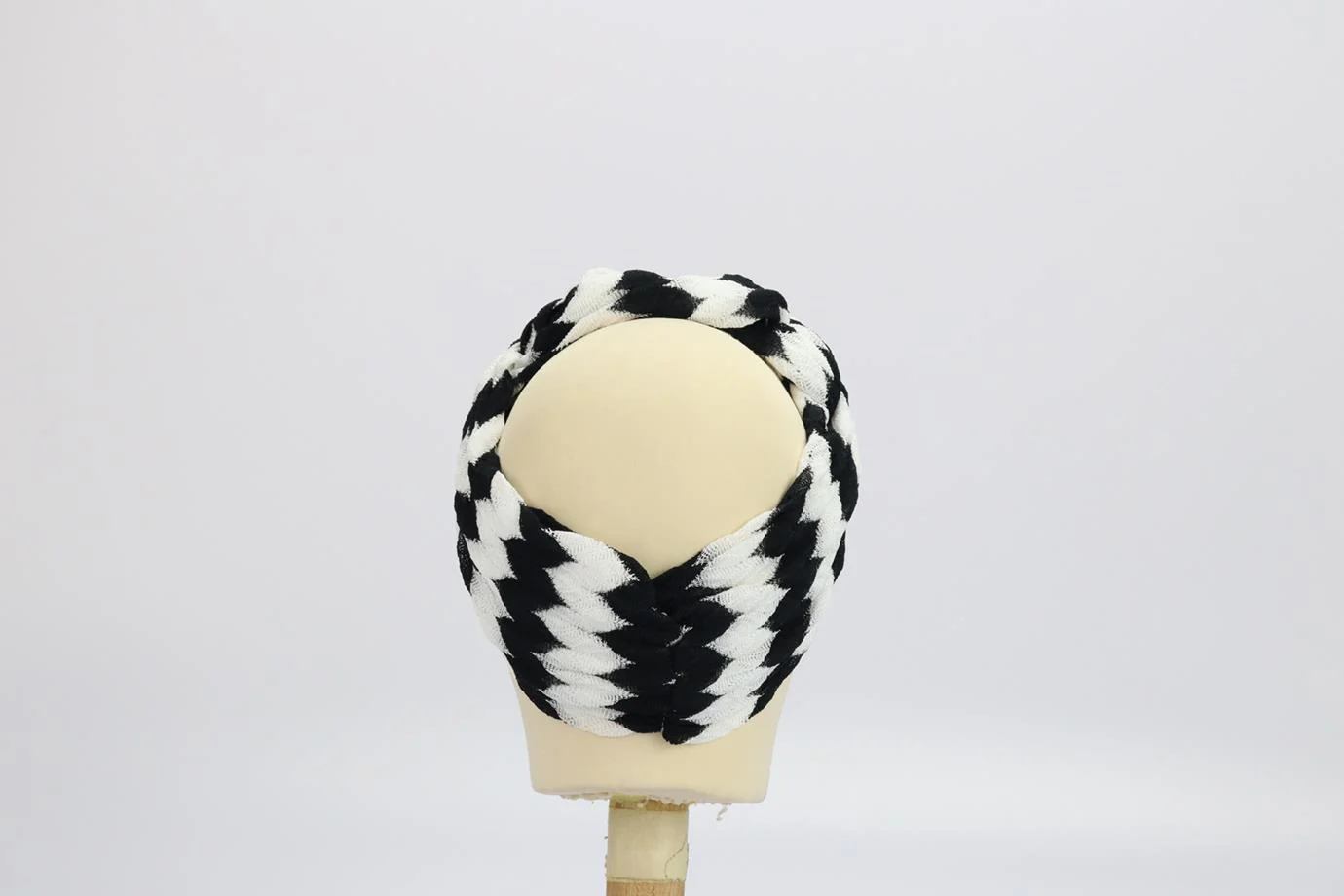 MISSONI CROCHET KNIT HEADBAND ONE SIZE - Image 4