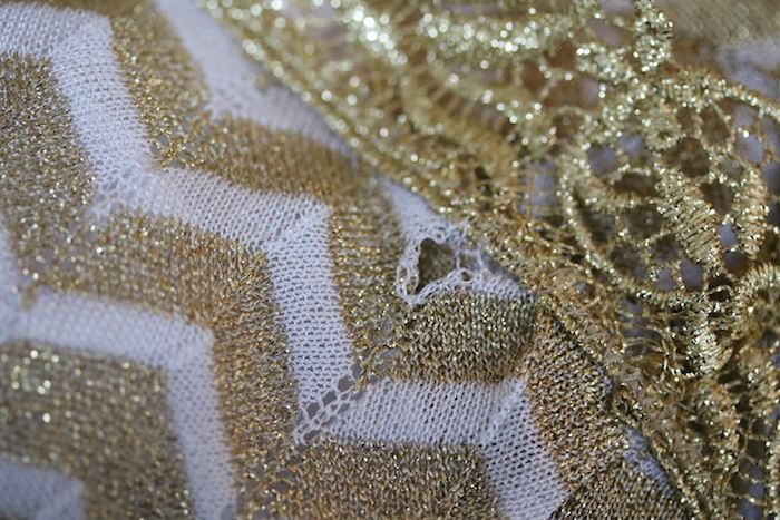 MISSONI GIRLS GOLD KNIT DRESS WITH LACE 4-5 YEARS - Image 5