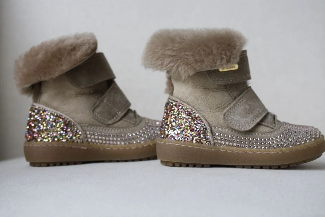 MISSOURI BABY BEIGE SHEEPSKIN FUR LINED SUEDE DIAMANTE BOOTS EU 21 UK 4.5 - Image 5