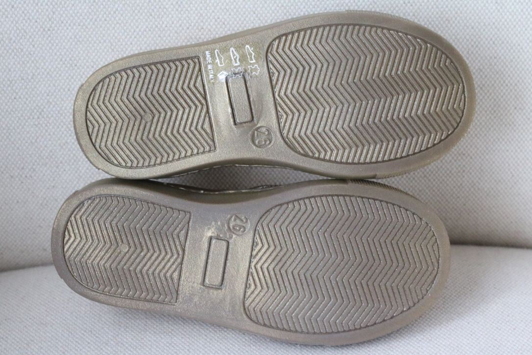 MISSOURI BABY GIRLS GOLD DIAMANTE SLIP ON SHOES EU 26 UK 8.5 - Image 10