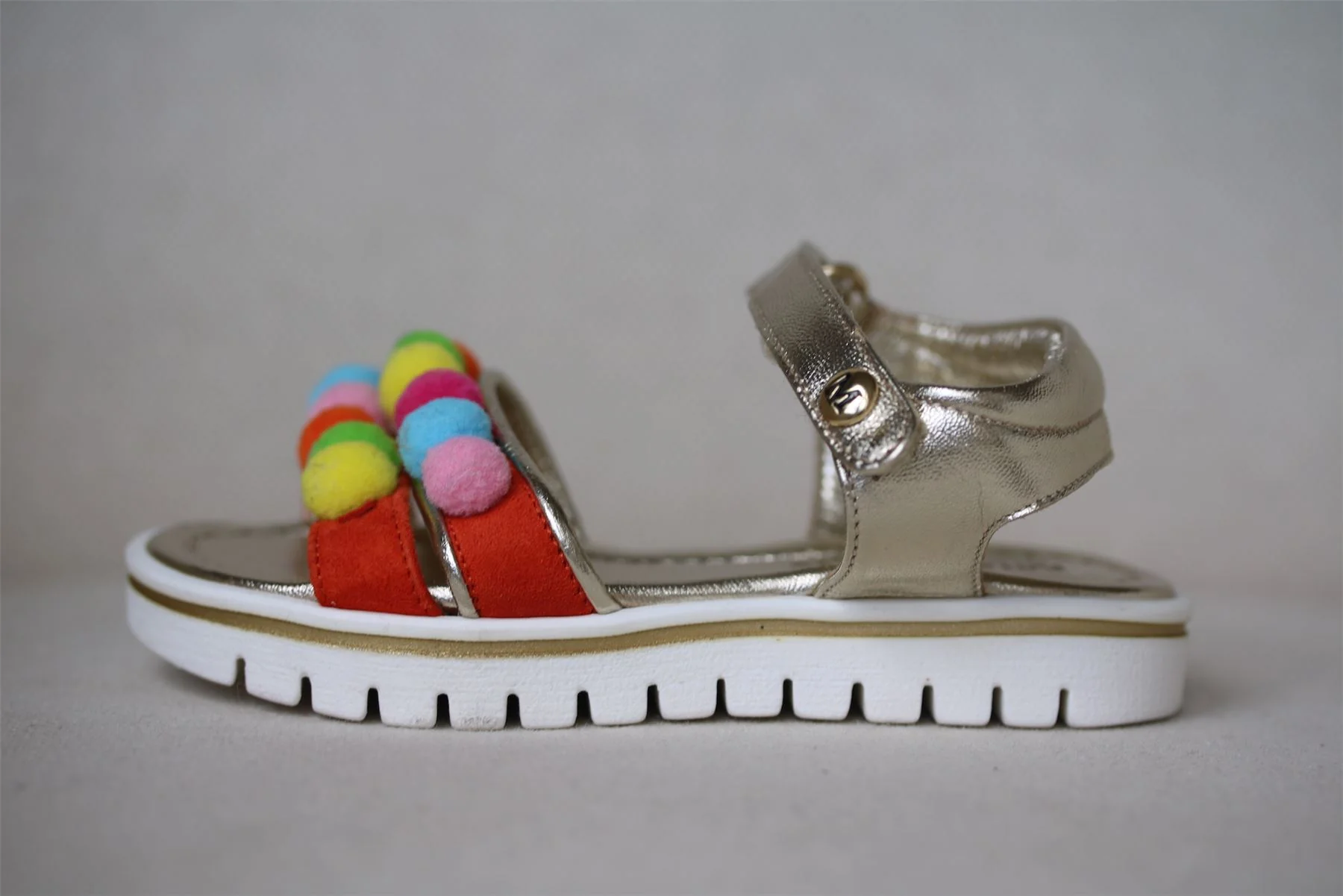 MISSOURI GIRLS GOLD LEATHER SANDALS WITH POM-POMS EU 24 UK 7 - Image 2
