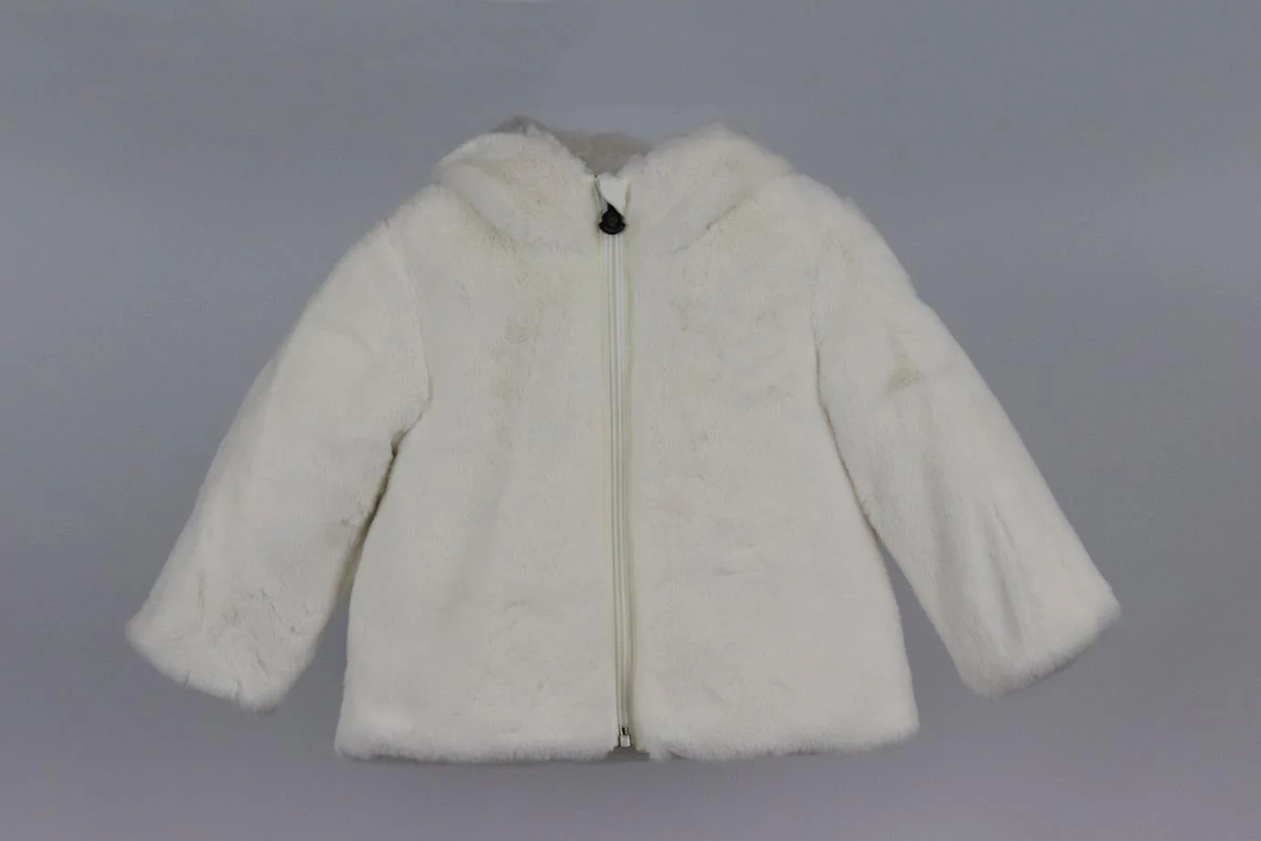 MONCLER BABY GIRLS FAUX FUR DOWN PADDED JACKET 18-24 MONTHS - Image 2