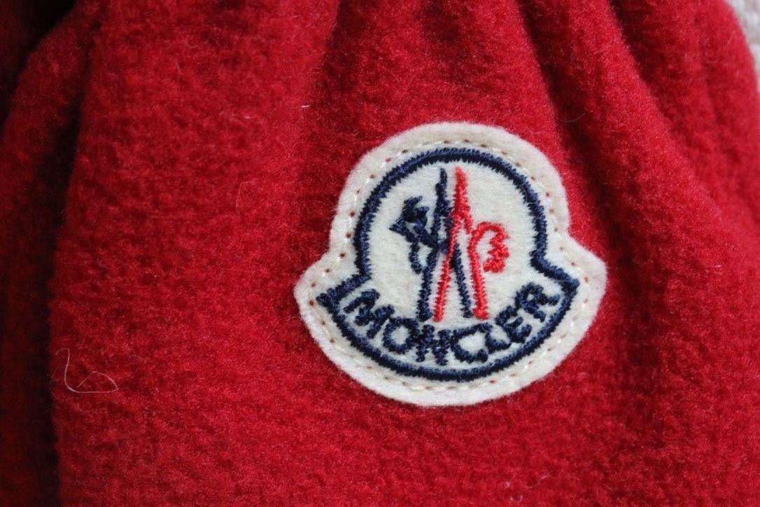 MONCLER BABY RED FLEECE MITTENS 3-9 MONTHS - Image 5