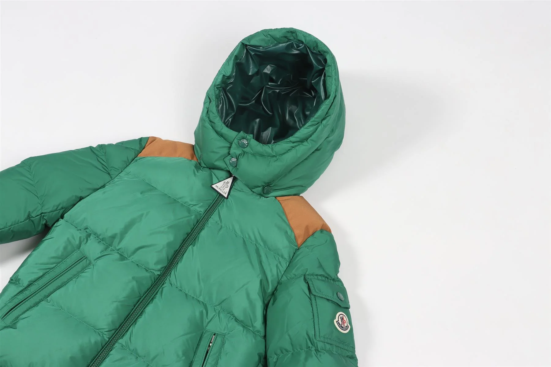 MONCLER GREEN KIDS BOYS PADDED JACKET 10 YEARS - Image 3