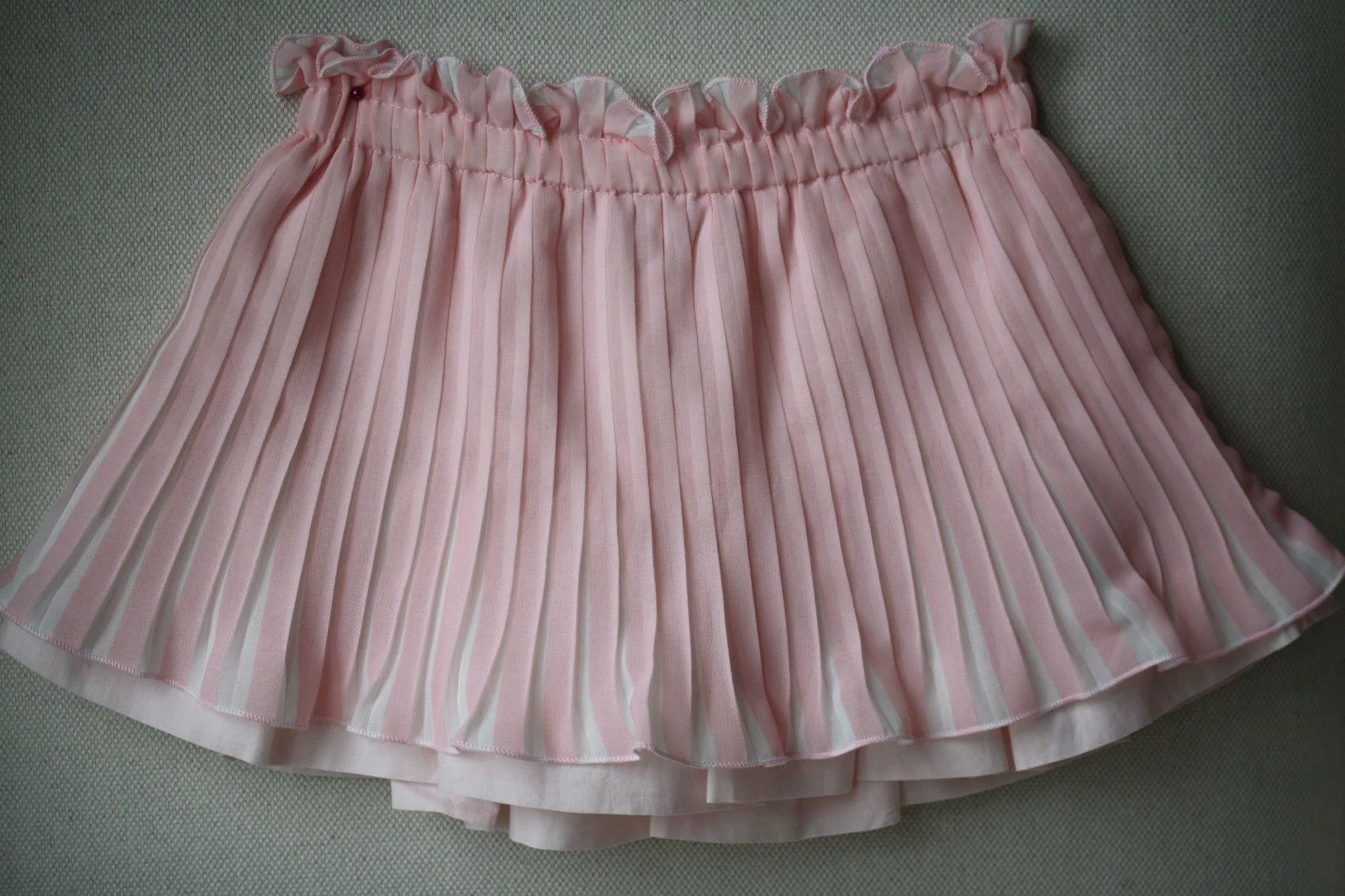 MONNALISA BABY PINK PLEATED SKIRT 2 YEARS - Image 2