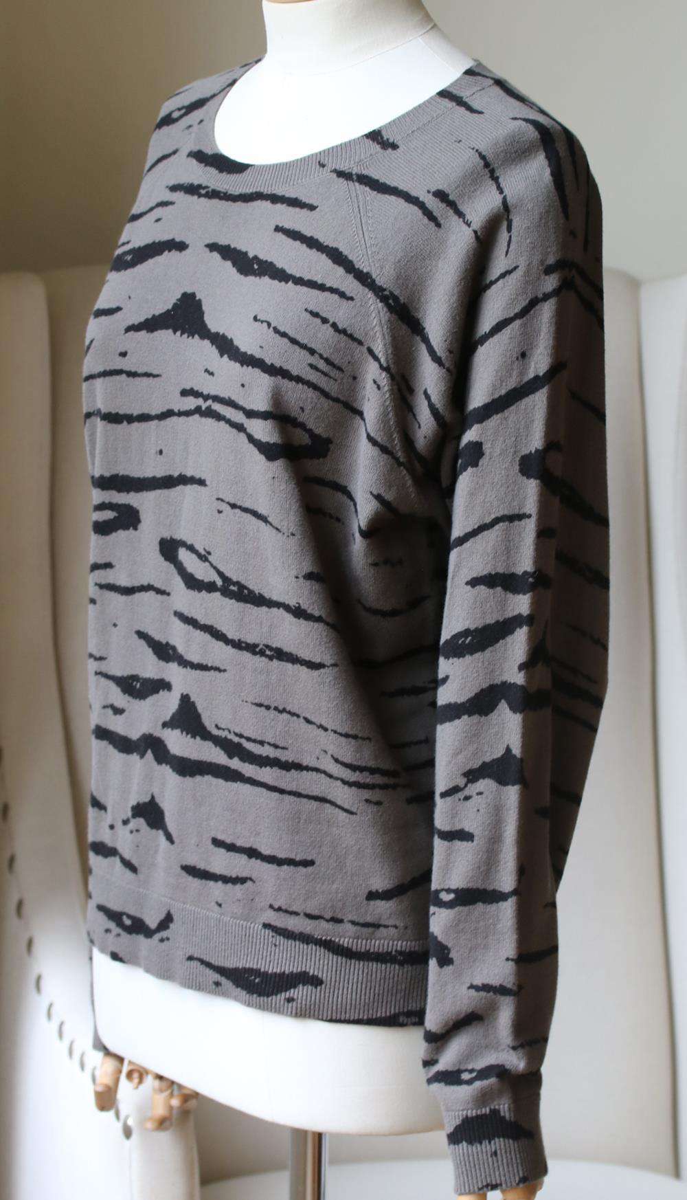 MONROW ZEBRA PRINT CASHMERE BLEND SWEATER XLARGE - Image 3