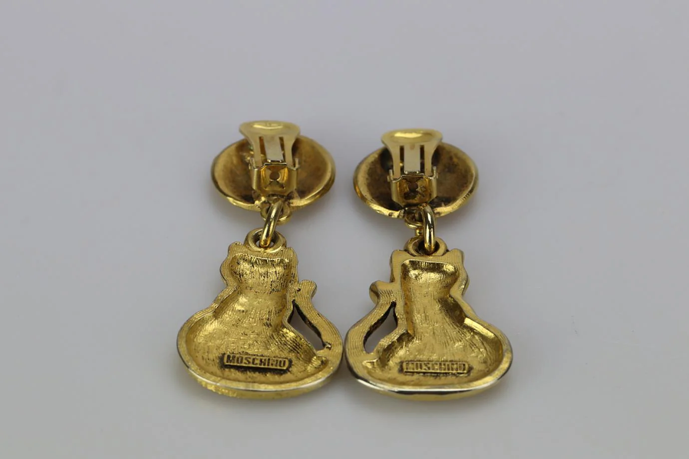 MOSCHINO CAT GOLD TONE CLIP ON EARRINGS - Image 3