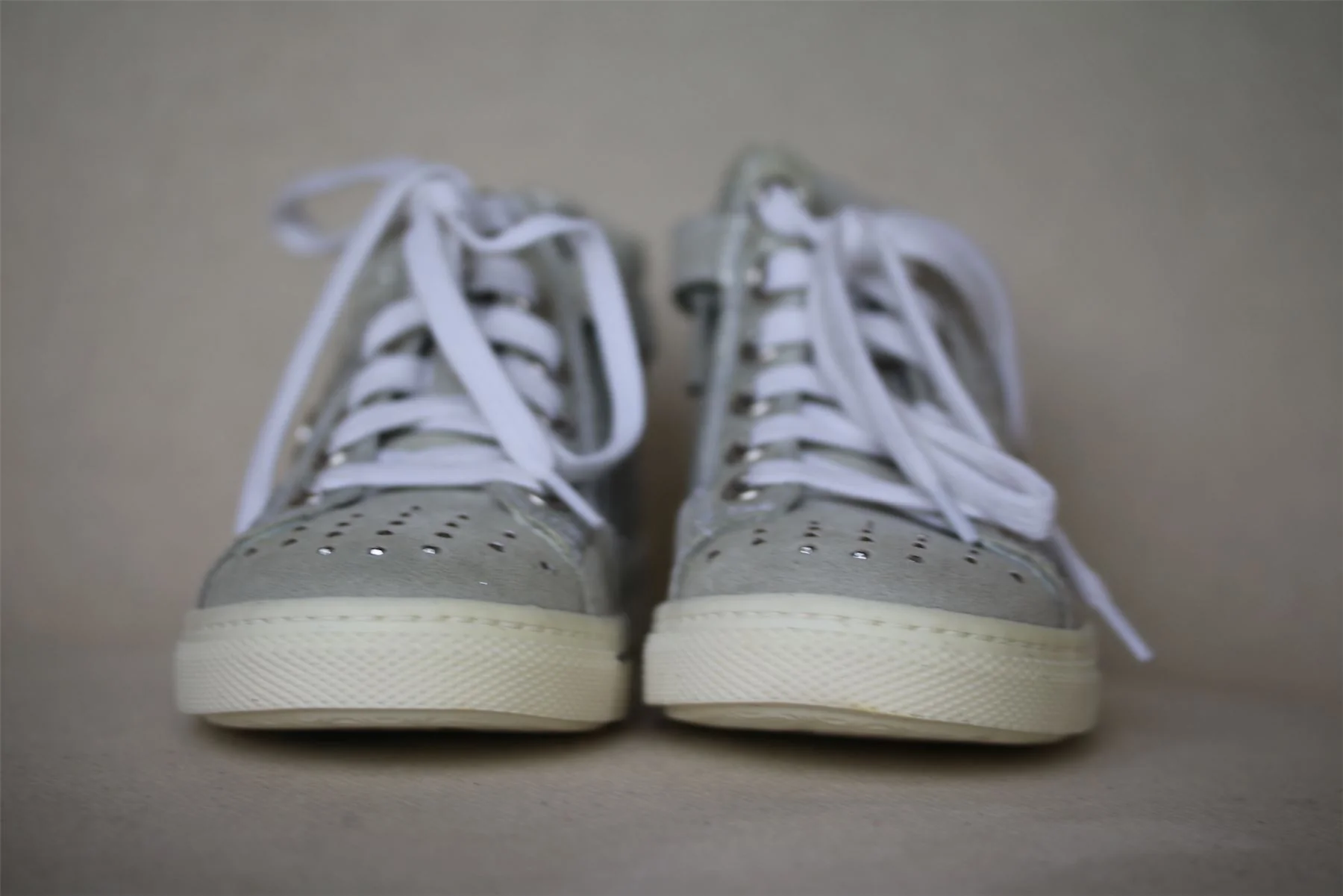 NERO GIARDINI JUNIOR GIRLS GREY DIAMANTÉ TRAINERS EU 25 UK 8 - Image 3
