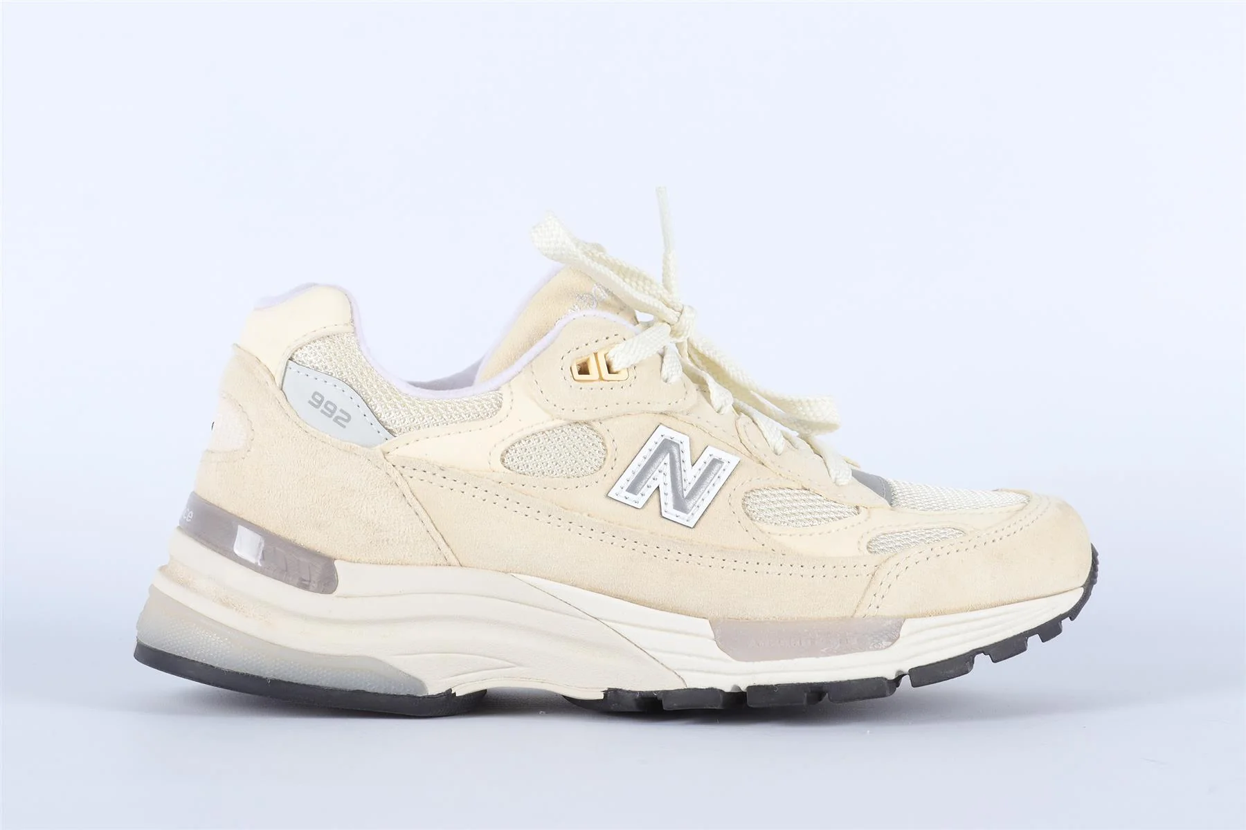 NEW BALANCE CREAM 992 SUEDE SNEAKERS EU 38.5 UK 5.5 US 6 - Image 2