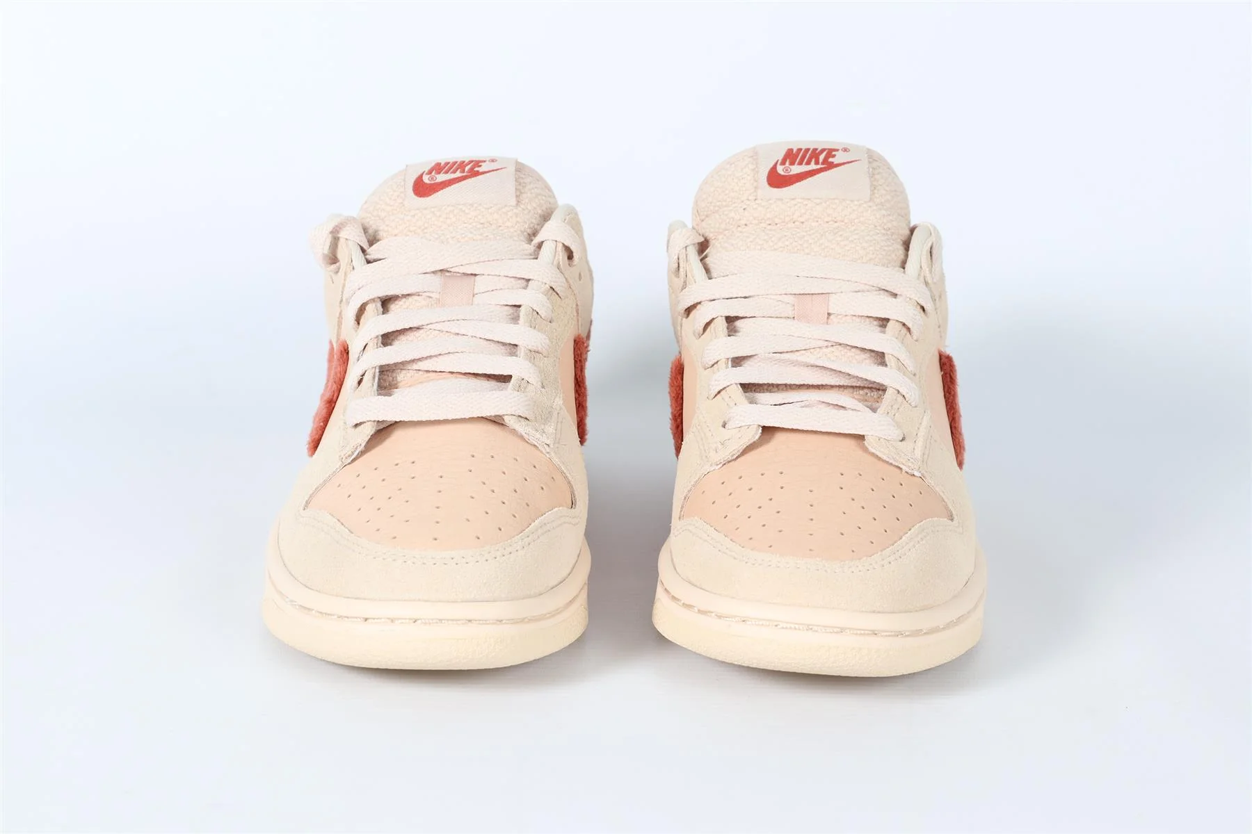 NIKE BEIGE LOW TERRY SWOOSH SUEDE SNEAKERS EU 38.5 UK 5 US 7.5 - Image 3